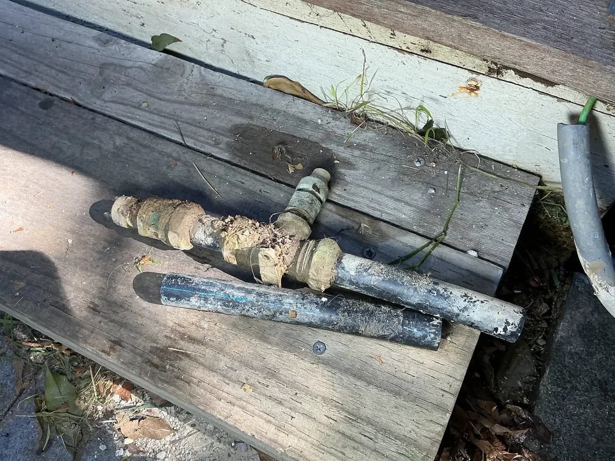 Old corroded fitting removed from the water line
