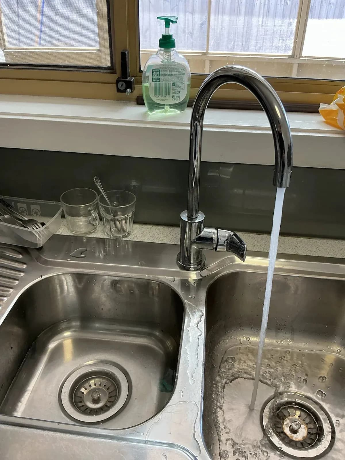 Kitchen sink draining freely after jetting