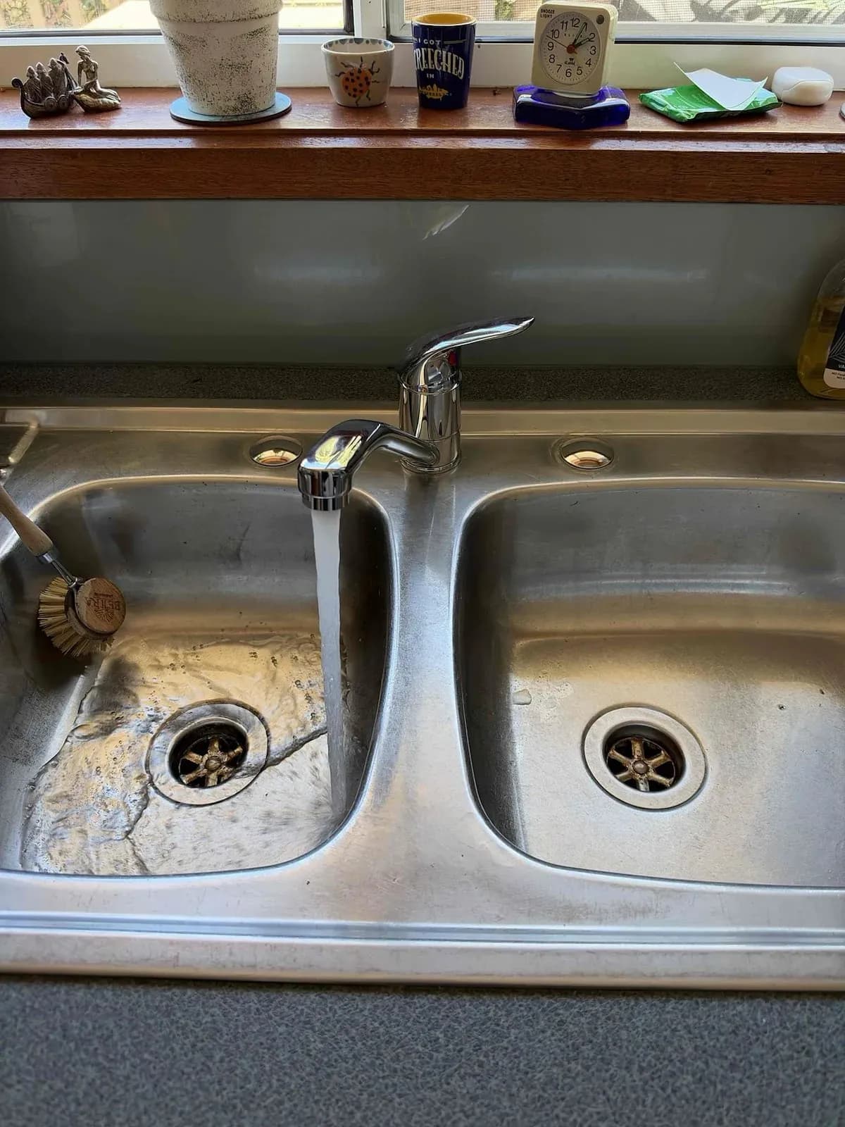 Kitchen sink mixer