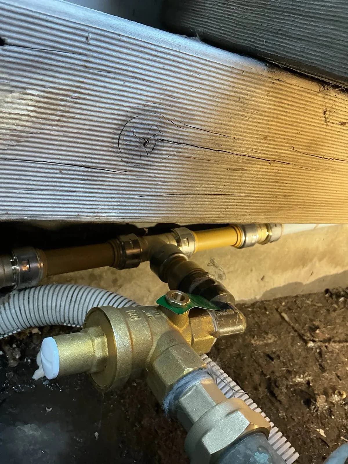 New valve fitted on the water service