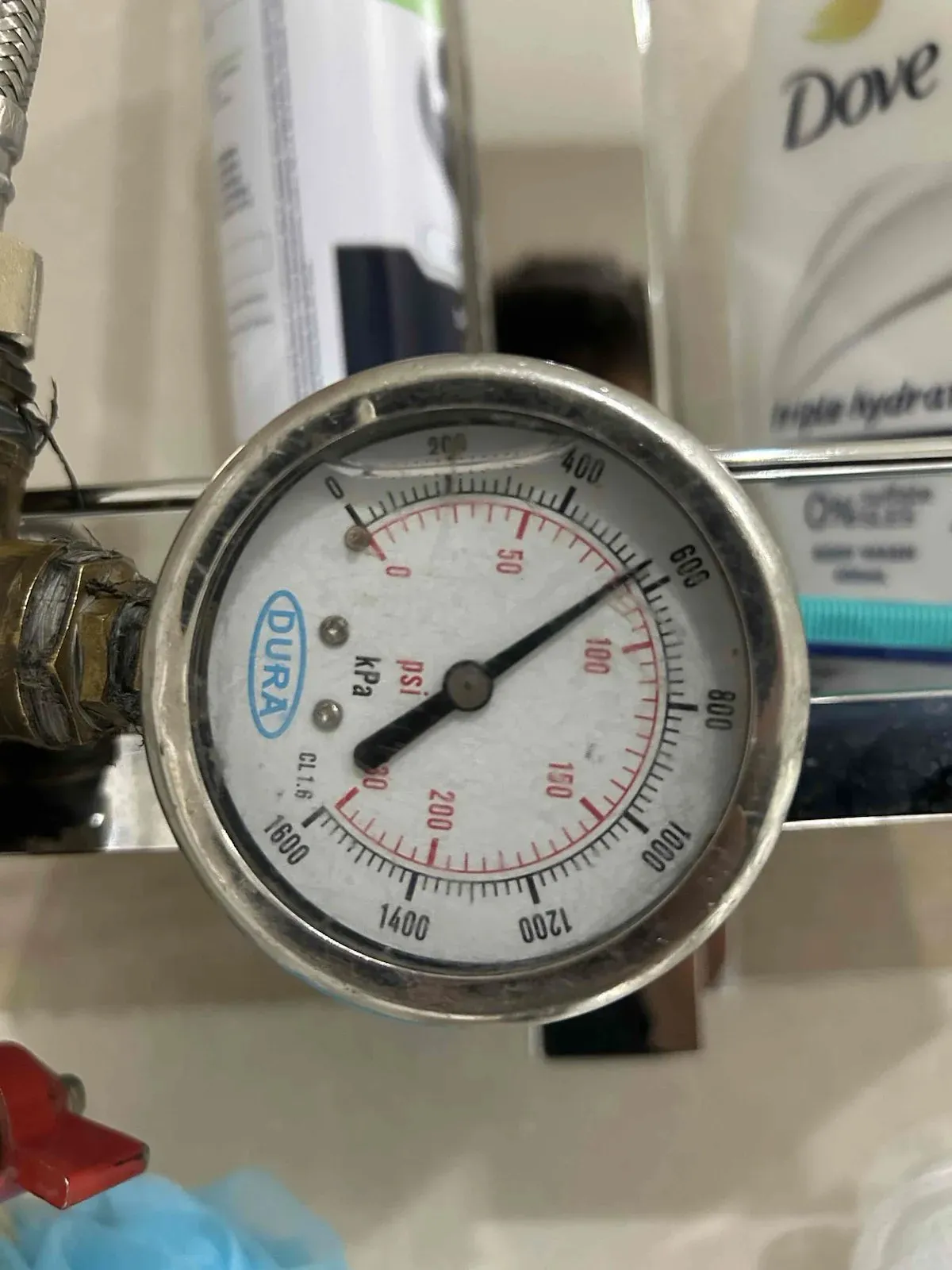 Pressure test on the shower pipework
