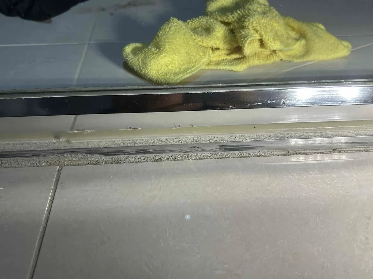 Shower screen seal checked for leaks