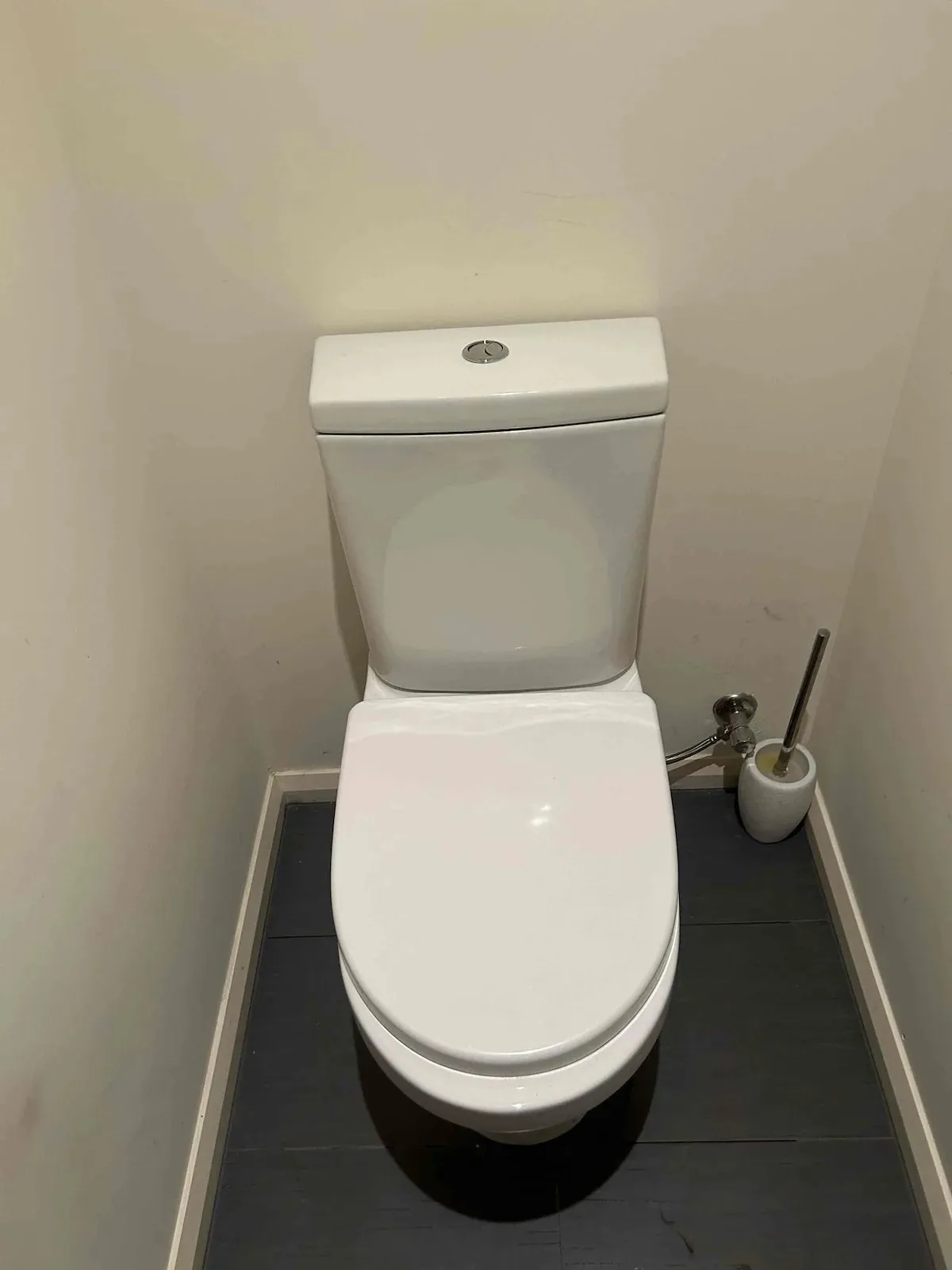 Toilet back in service after the cistern repair