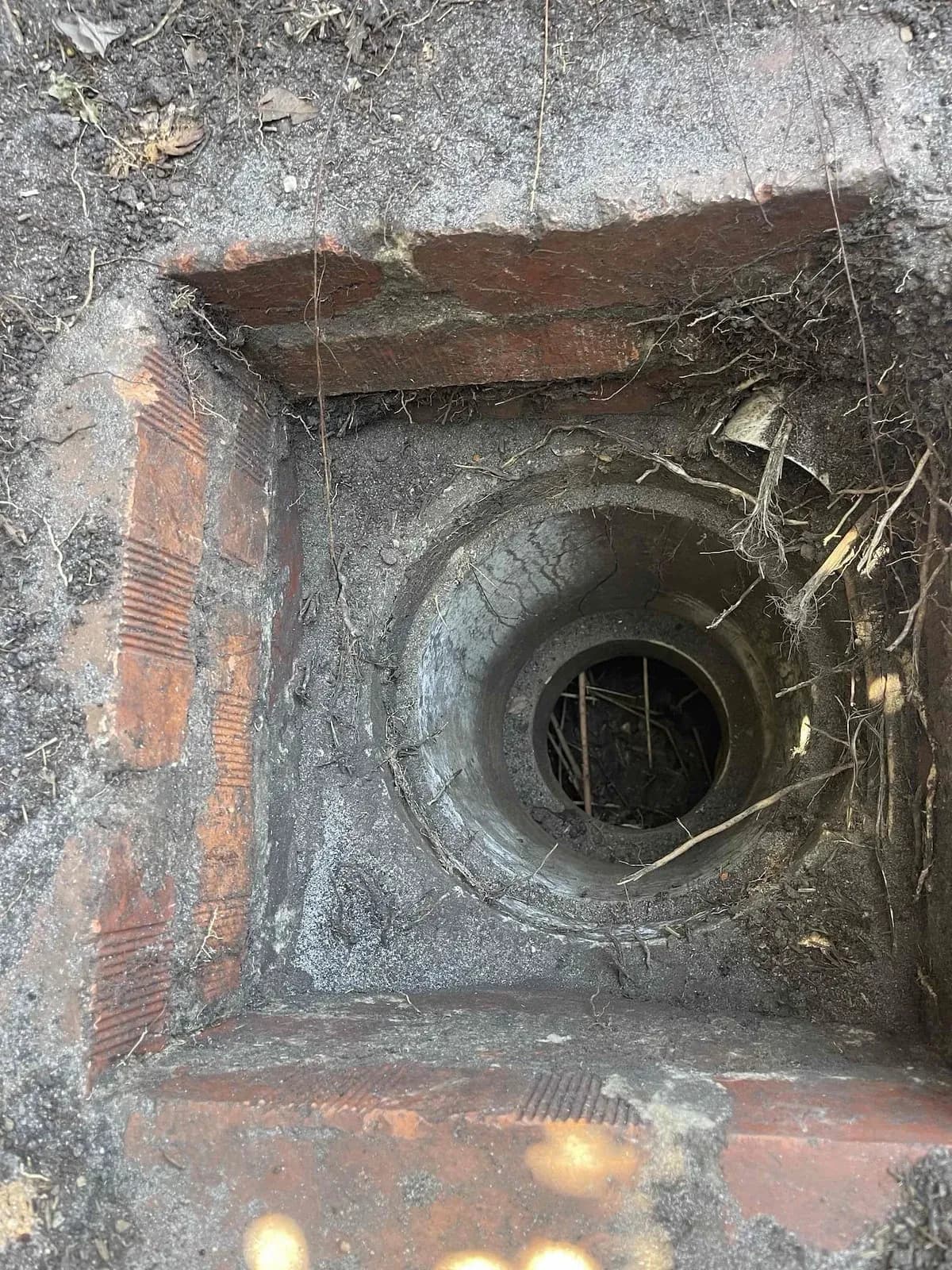 New sewer shaft and gully pit