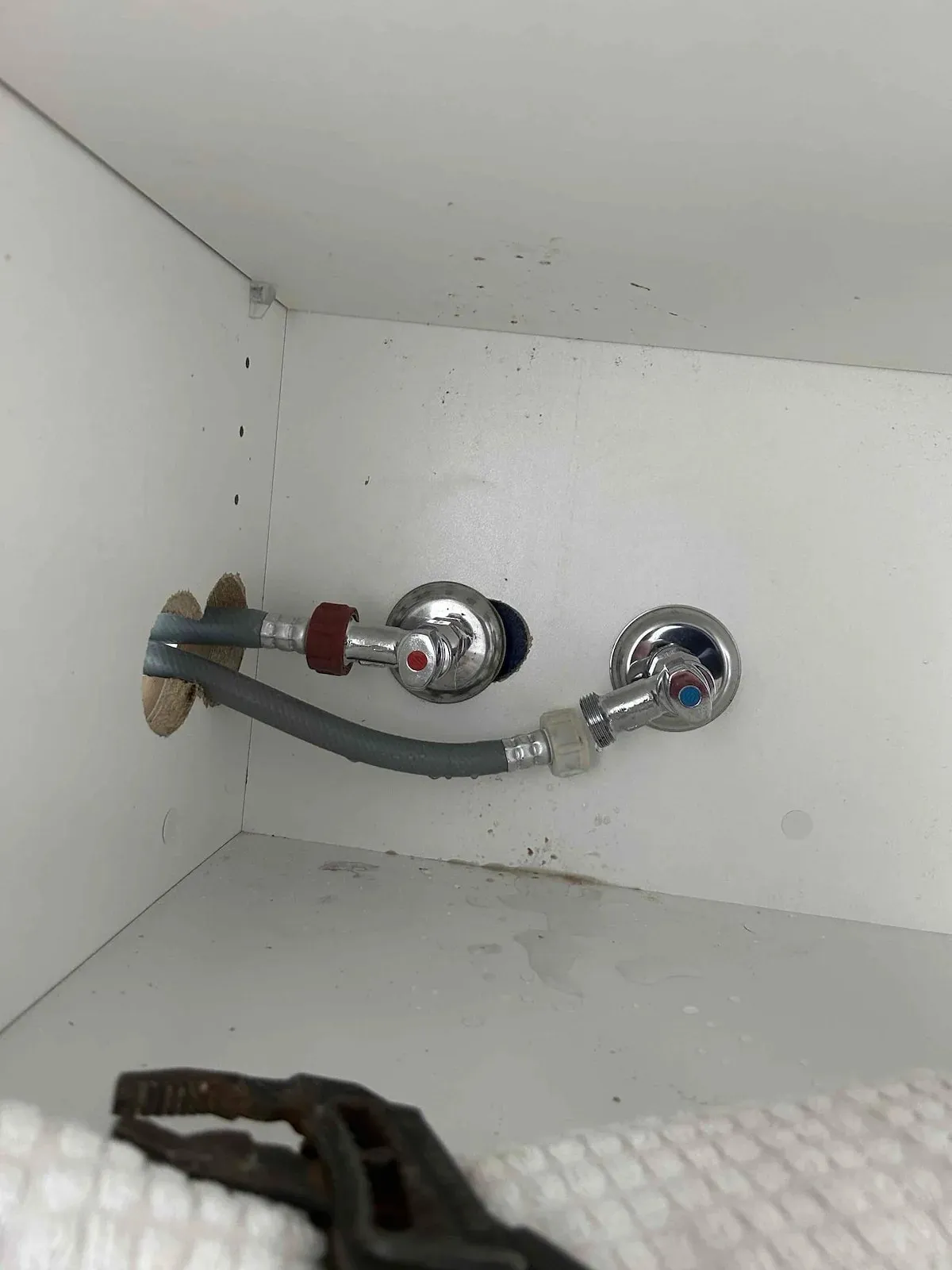 New washing machine taps and hoses fitted