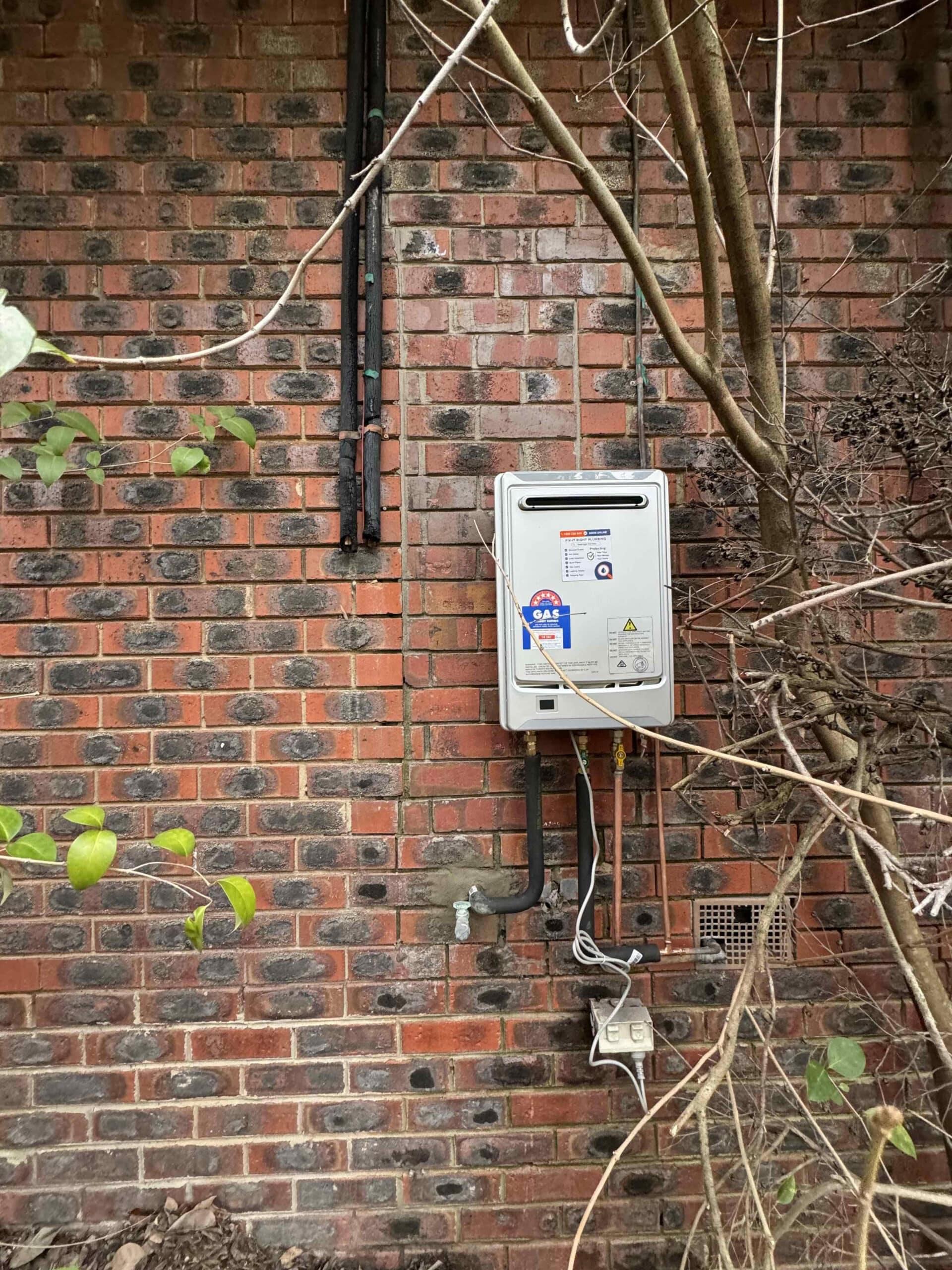 Fix-It Right Plumbing warns about hot water scaled